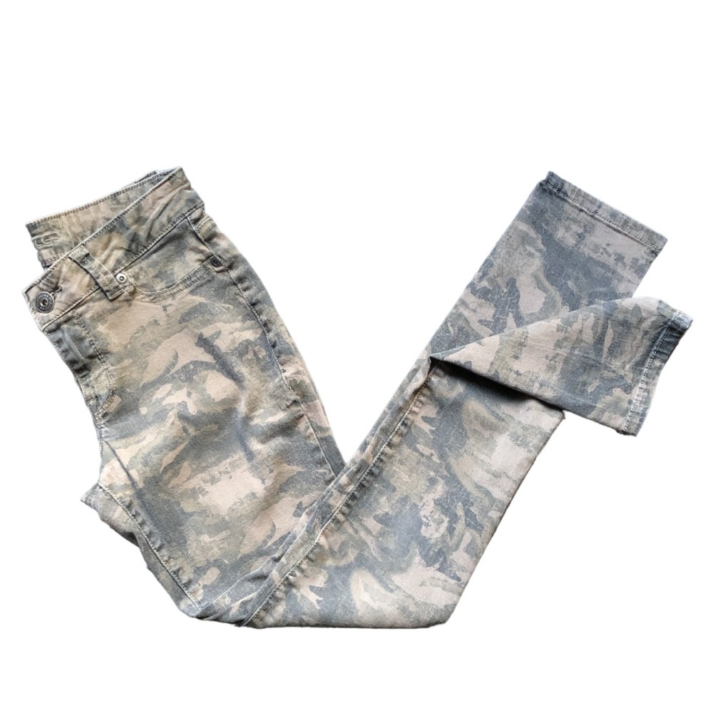 MAURICES Jeggings Camo Size Small Regular
